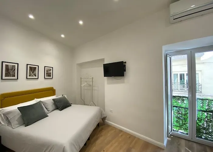 Umberto 1° * Неаполь